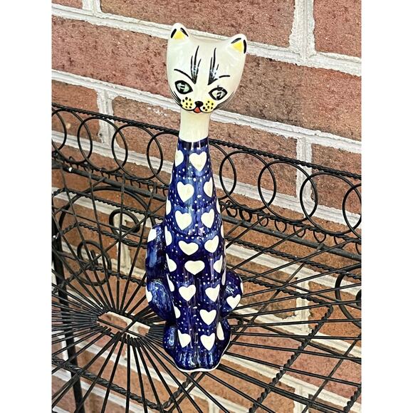 Boleslawiec Polish Hand Painted Cat Figurine Glazed Pottery Hearts Kitty`Ceramic - Picture 1 of 6